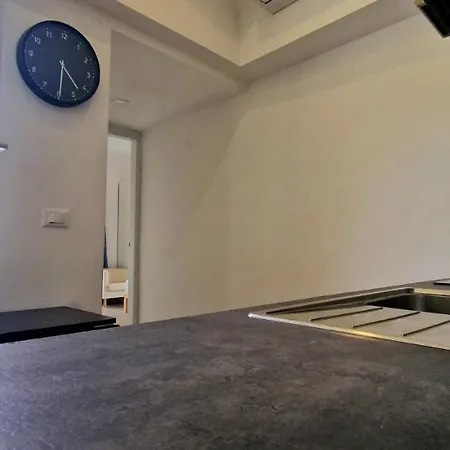 Lodge Aquarium Studio Flat- Bluchalet Genoa