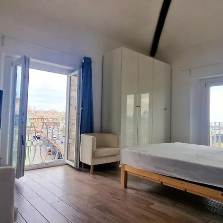 Aquarium Studio Flat- Bluchalet